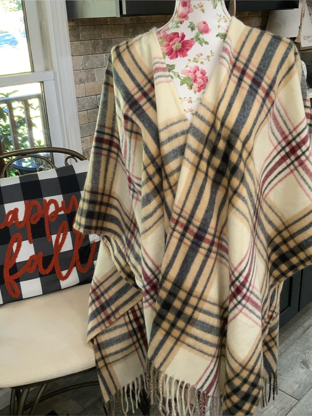 Woolrich Cozy Blanket Wrap Sienna Brown Plaid Sweater Wrap One Size Fits Most